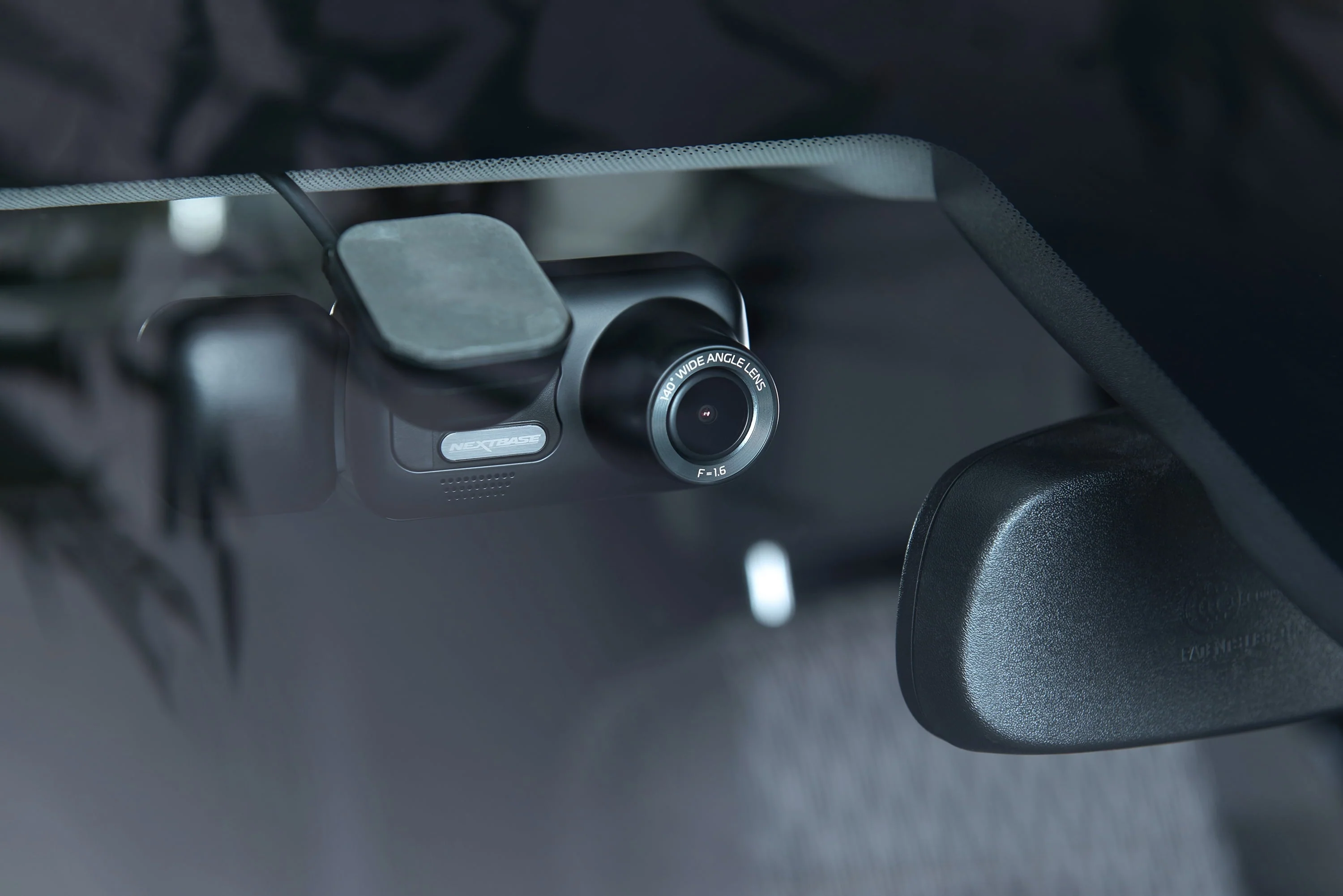 Nextbase 222X Compact Dual Dash Cam Front & Rear 2.5